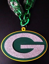 New Green Bay Packers Necklace Chain 34 inches BIG BRIGHT 3D Foam Logo