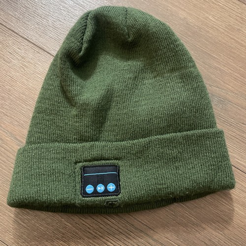 American Eagle 🦅 Winter Bluetooth USB Rechargeable Music Headset Green Beanie