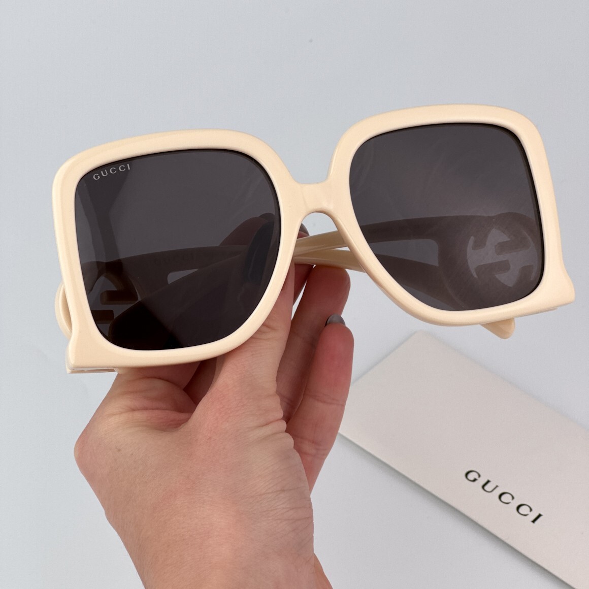Gucci Women Sunglasses Ivory Grey Mirror Oversized Square  display picture 3