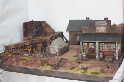 70557G Mine, Bergwerk Goldensnag, Spur G/LGB, Wild West, Fertigmodell, Zubehör