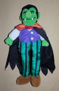 VINTAGE Halloween Dracula Plush Doll