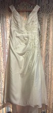 Wedding Dress-Ivory Size 18w