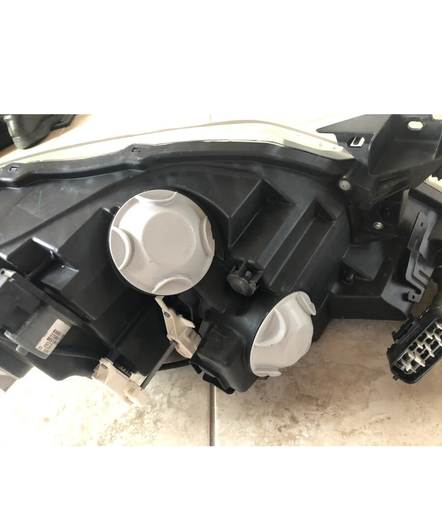 *NEW LEXUS GX460 DRIVER / PASSENGER HEADLIGHT BULB BACK ROUND COVER