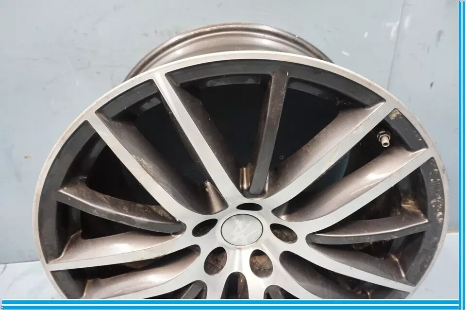 14-17 Maserati Ghibli M157 Rear Right  / Left Side Wheel Tire Rim 10Jx19H2 OEM