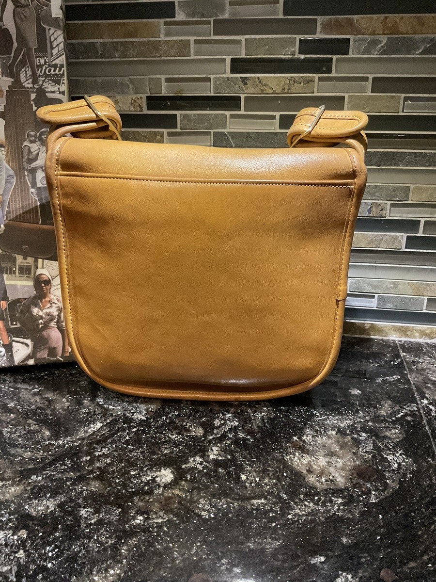 オールドコーチ VINTAGE COACH 9505 BABY COURIER Coach “Baby” Courier Vintage Bonnie Cashin Bag 9505 Rare NYC