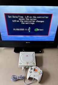 Sega Dreamcast Console System & Crazy Taxi Game (Disc Only) & Cables WORKS GREAT
