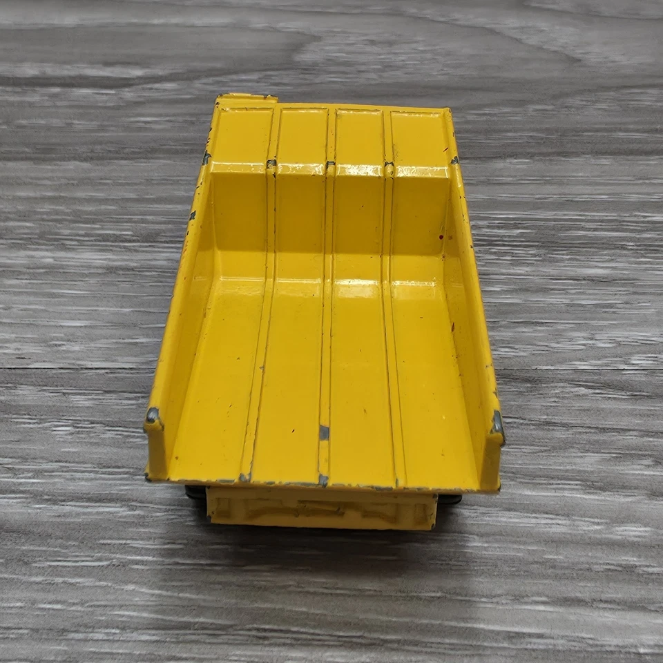 Matchbox Superfast No. 58 Faun Dump Truck 1976 - Image 2 of 4
