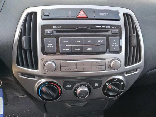 961211J252 Sistema Audio Radio per HYUNDAI I20 (PB) Tecno S II 2013 2756193 - Foto 6 di 10