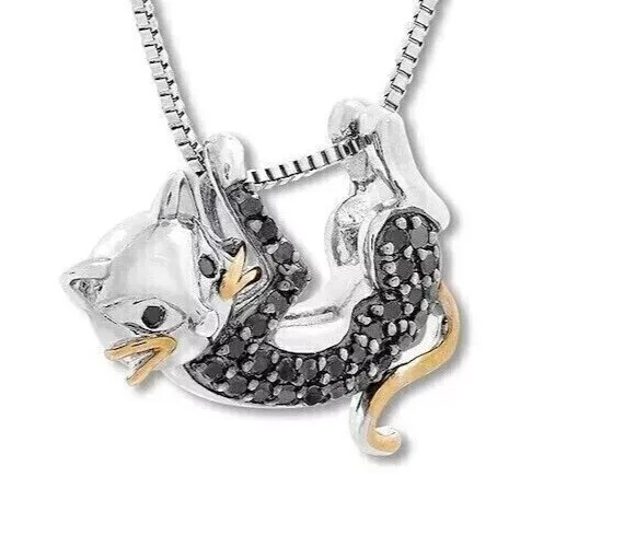 Colgante con dije de gato de diamantes negros simulados de corte redondo de 2 quilates enchapado en oro de dos tonos de 14 k Foto 4 de 4