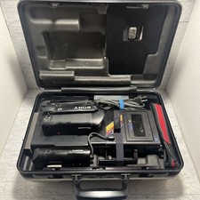 Sony CCD-V8AF 8mm Video 8 Video Camera Recorder Hard Case  Accessories AS-IS 