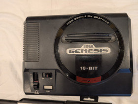 Sega Genesis 1601 Console w Controllers 10 Games TESTED