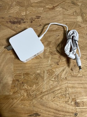 Genuine Delta Charger AC Adapter Power Supply UPD-480WNAB B 12V 4A