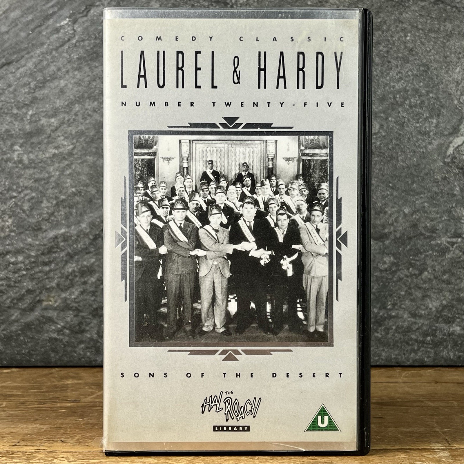 LAUREL & HARDY - SONS OF THE DESERT Video Tape VHS CASSETTE PAL 1934 Stan Ollie
