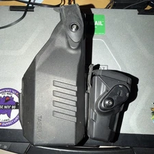 Safariland Taser 7 Right Hand Holster P707 with Cartridge Holder Black