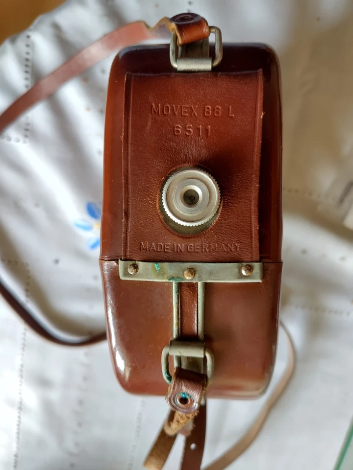 Agfa Movex 88L Filmkamera Vintage Kamera Camera in Original Ledertasche - Bild 4 von 4