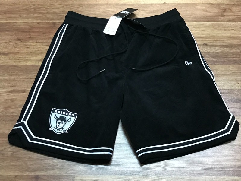 MENS 2XL - NEW New Era NFL Las Vegas Raiders Corduroy Football Shorts Black