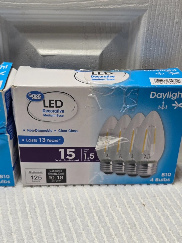 Great Value LED Decorative Light Bulb Medium Base Daylight B10 4 Bulbs (G - Image 3 of 4