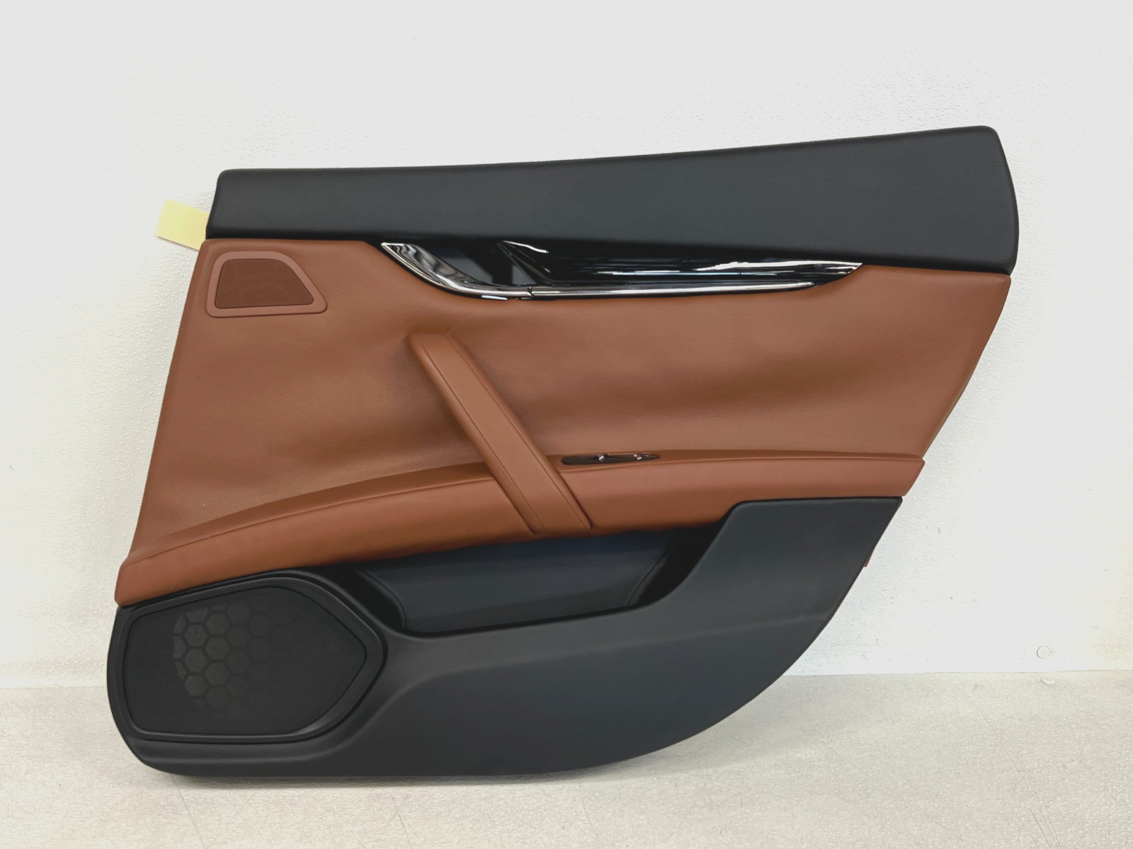 ⭐14-17 MASERATI QUATTROPORTE REAR RIGHT PASS SIDE DOOR PANEL COVER OEM LOT2638