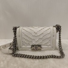 AUTH Chanel le Boy White Calfskin with Pearl & Stud Bag ZV11 26.06.03