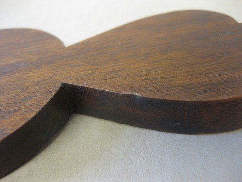 Vintage Wooden Love Spoon ~ Welsh Handcarved ~ Daffodil & Hearts ~ 11" ~ 28 cm - Picture 8 of 9