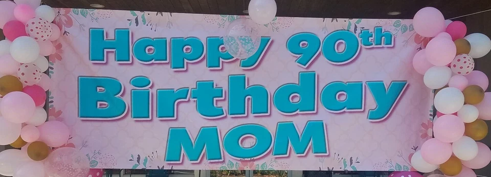 定制印花 4' x 10' 生日快乐游行横幅“90 岁生日快乐妈妈” — 第 2/2 张图片