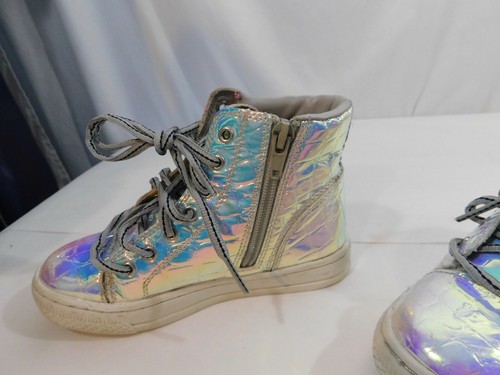 Justice- Girls High Top Sneakers- Size 13 Iridescent Blues Purples Laces and Zip - Picture 3 of 10
