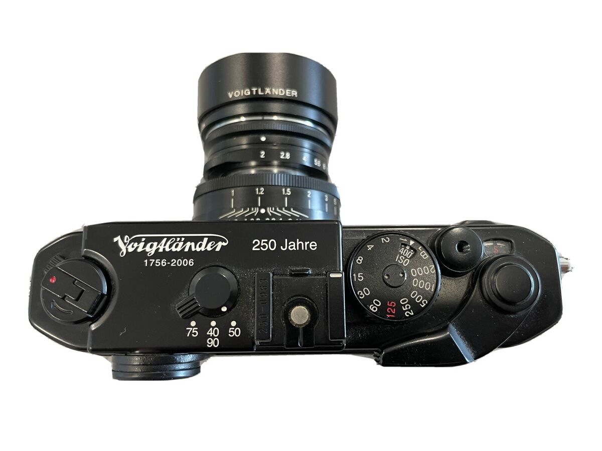 Voigtlander Bessa R3M 250th JAHRE With Heliar Classic 50mm F Voigtlander Bessa R3M 250th JAHRE With Heliar Classic 50mm F