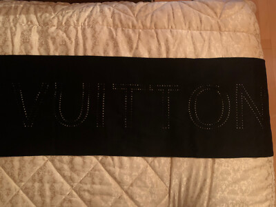 LOUIS VUITTON Escalp LV Perfo punching Scarf Schal Authentic 100% Cashmere 180cm