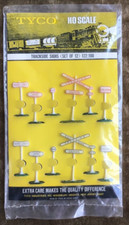 Early 1960s Vintage Tyco HO Scale Trackside Signs Set of 12 Factory Sealed MOC