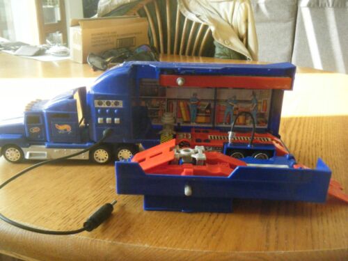 Vintage 1998 Mattel Hot Wheels Mechanix Nascar Race Transporter #44 Kyle Petty