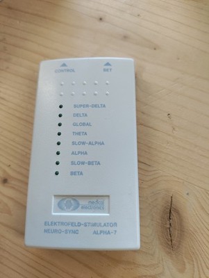 Therapiesender NSA07E dient zur sanfen Stimulation natürlicher Gerhirnfunktionen