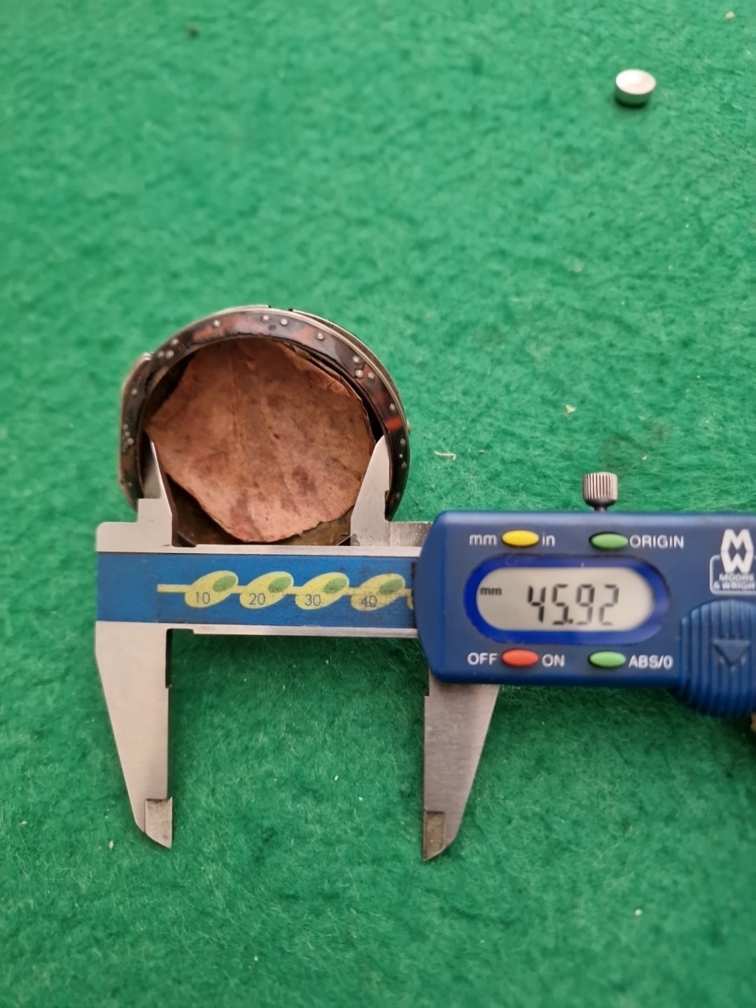 Silver and Shell Pocket Watch Outer Case. Good Co… - image 4