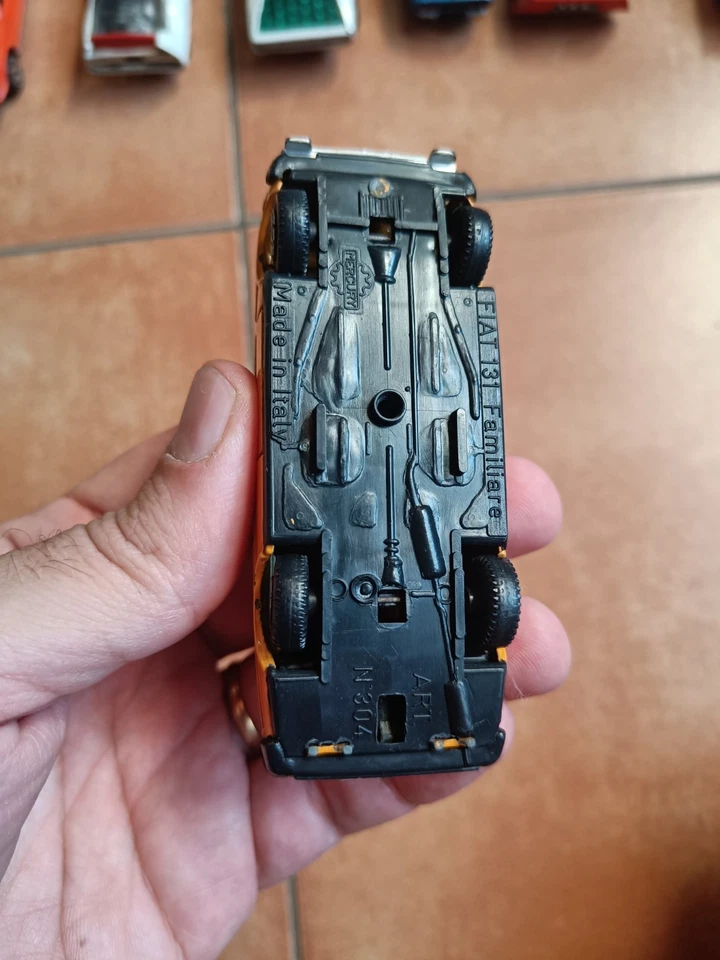 Modellino Mercury scala 1:43, Art 304 Fiat 131 Familiare colore giallo anni 70 - Immagine 2 di 4