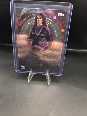 WWE Nia Jax Gold Topps Universe 