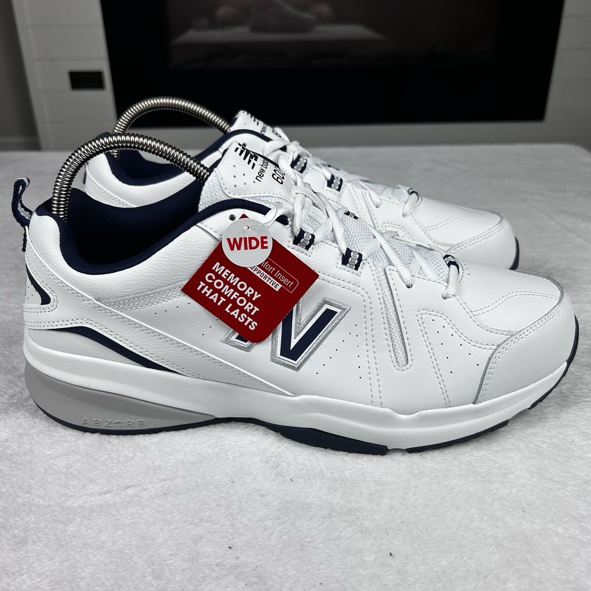New Balance Men\'s 608 v5 Training Shoes - White / Navy (Extra Wide 4E) New Balance Men main image 3