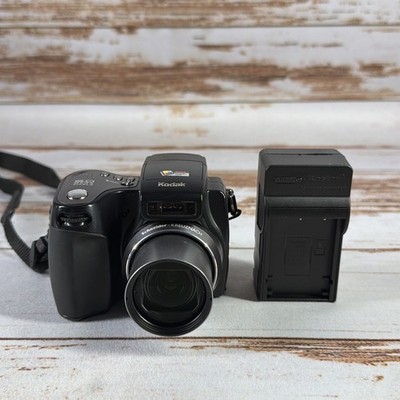 Kodak EasyShare DX7590 5.0MP Digital Camera 10x Zoom w/ Battery