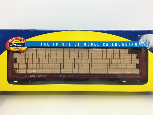 HO Athearn 92719 Kansas City Southern 60’ mampara coche plano con carga KCS 602123 | Condition: Used