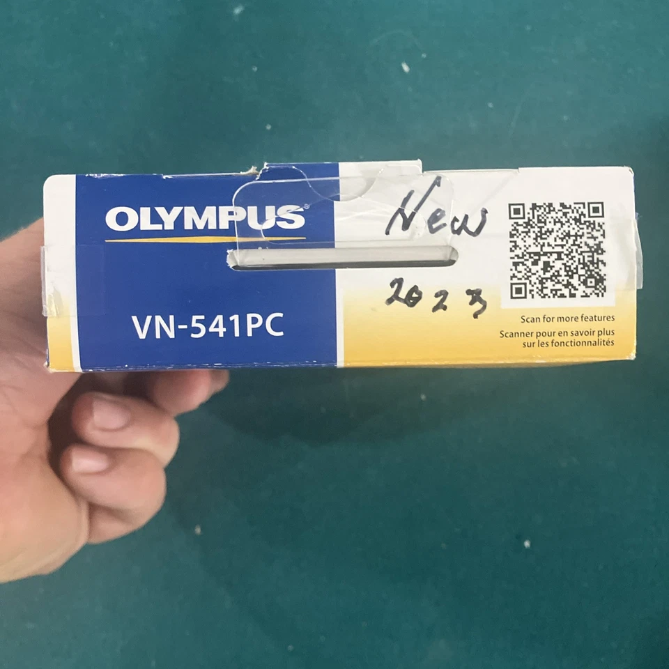 Olympus VN-541PC 4GB Digital Voice Recorder - Black - Image 3 of 4