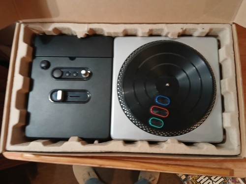 Wii DJ hero turntable kit - Picture 4 of 16