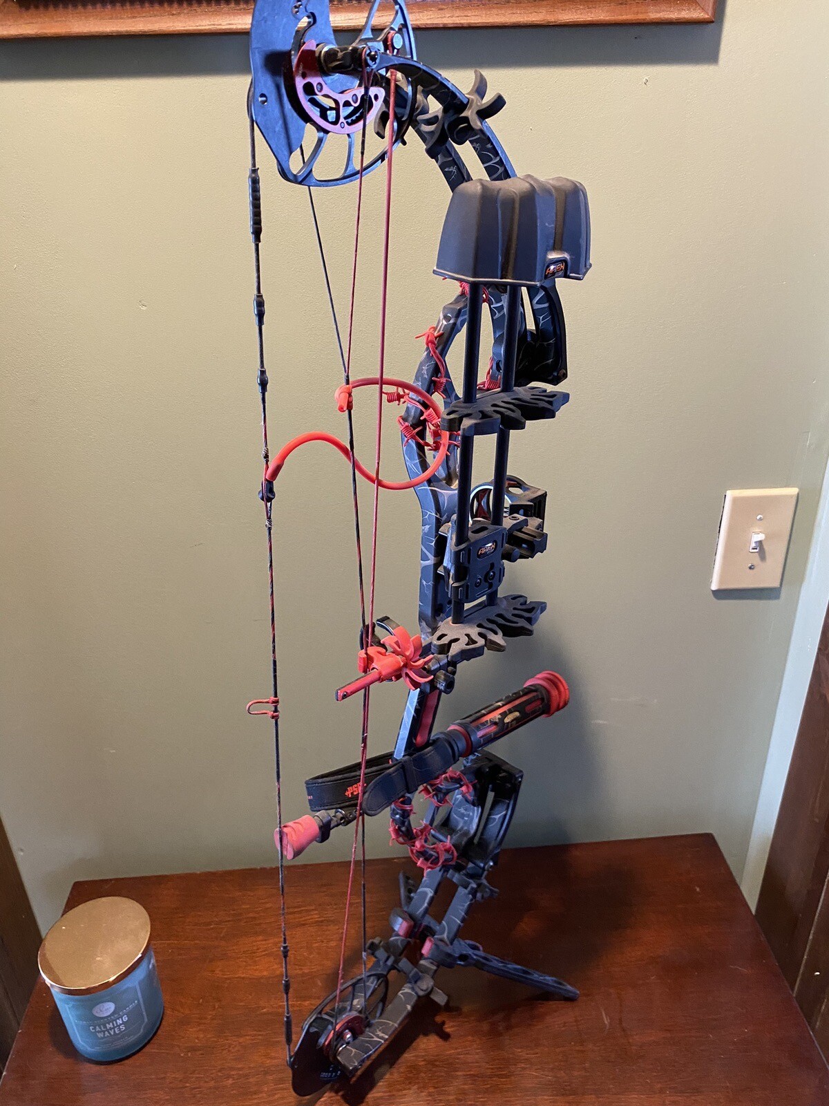 PSE Archery XForce, Compound Bow, With Stand, Lightly Used. eBay