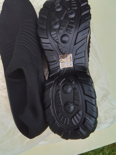 New Black Ladies Shoes. Size 39 - Picture 3 of 4
