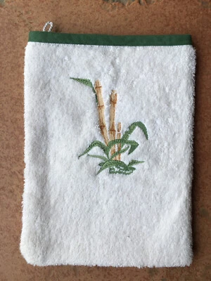 Hermès - Gant de toilette - Motif Bambou - Photo 1/4