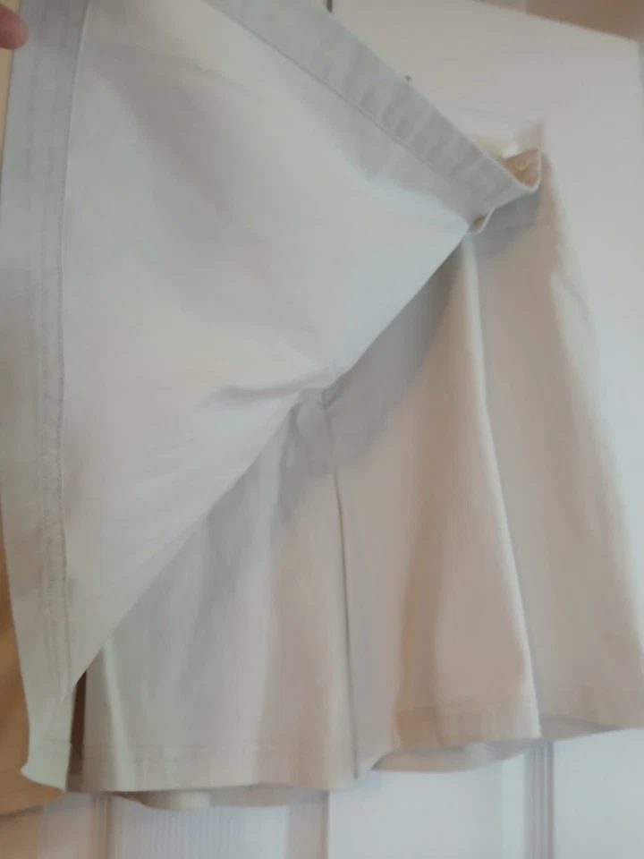 Pantalón corto DOCKERS para mujer blanco talla 12 elástico Foto 3 de 4