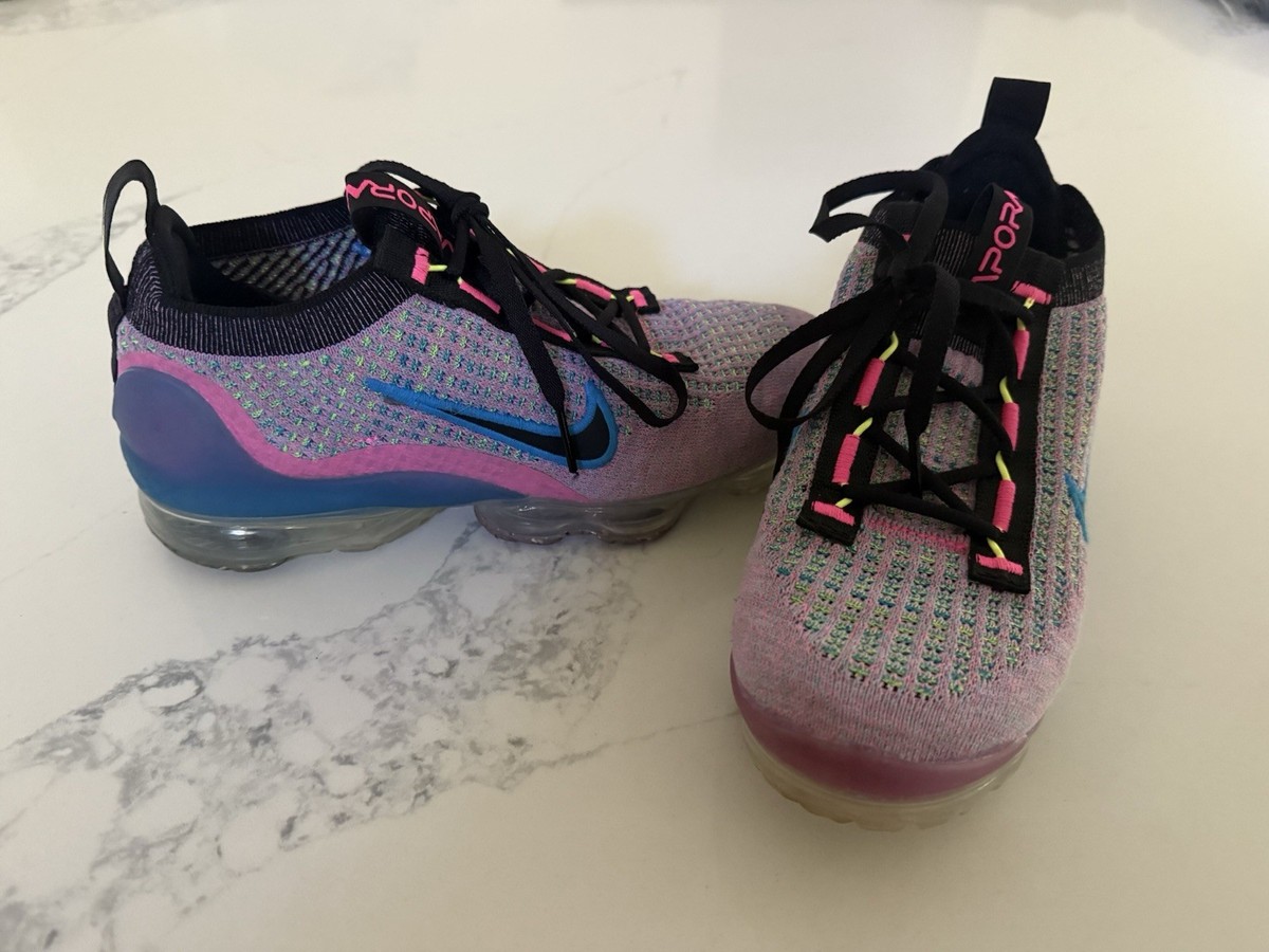 EUC Women’s Nike Air Vapor Max Flyknit Pink Blast sz LN!