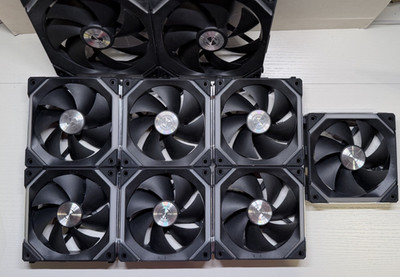 Lian Li Uni Fans  7x 120mm, 2x 140mm, Black, W/ cables and controller!