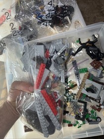 LEGO DC Comics Super Heroes: Batman Set Used 9