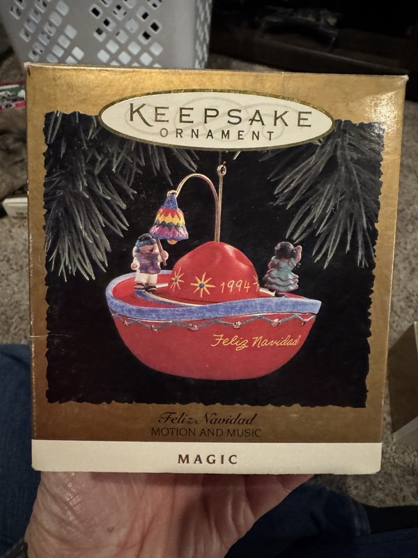 No Motion/Bad Music 1994 Hallmark “Feliz Navidad” Magic Motion & Music Ornament