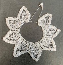 Handmade Crochet Lace Collar White Floral Design Adjustable Vintage