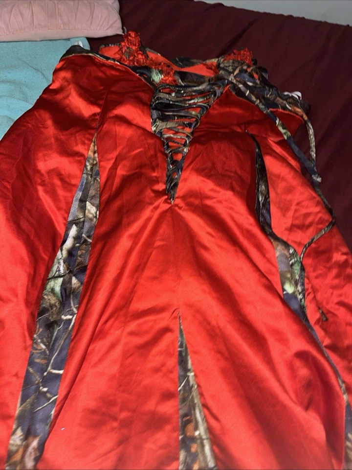 Vestidos de novia de encaje talla grande con capa con cuentas vestidos de novia tren de barrido Foto 2 de 4