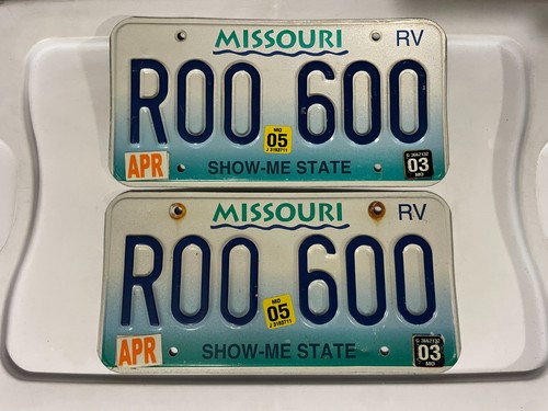 2003 2005 Missouri Pair of License Plates April R00 600 RV